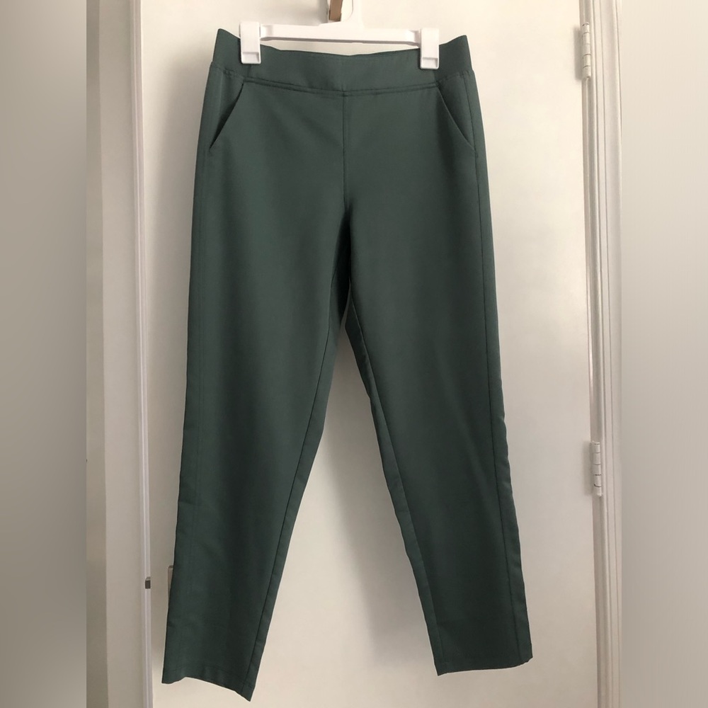 32 Degrees Women's Straight Leg Pants in Forest Green